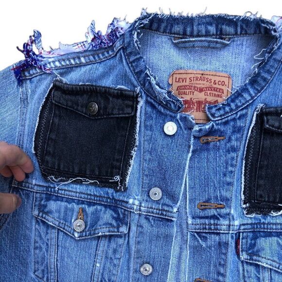 VINTAGE 2004 Levi's Patchwork Denim Jacket Vest Blue Small - Picture 2 of 16
